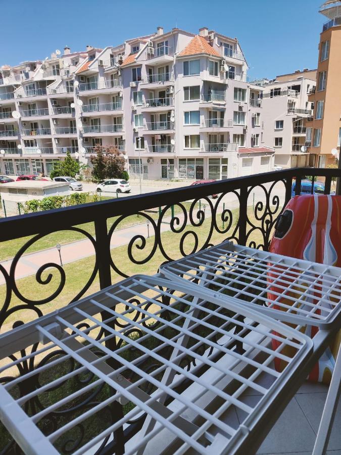 Studio Aivasovskij Park - Meters Away From Beach Pomorie Esterno foto
