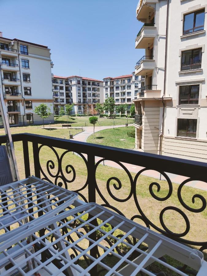Studio Aivasovskij Park - Meters Away From Beach Pomorie Esterno foto