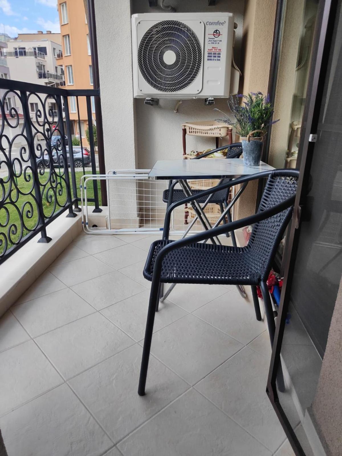 Studio Aivasovskij Park - Meters Away From Beach Pomorie Esterno foto